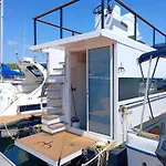 Hotel na wodzie Marina Vigo Casa Flotante - Terraza Privada Sobre El Mar *