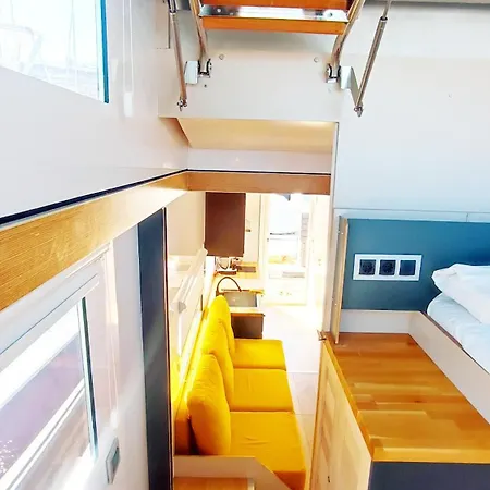 Botel Different Charter *