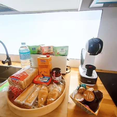 Casa Flotante En El Centro De - Different Charter ספינת מלון ויגו