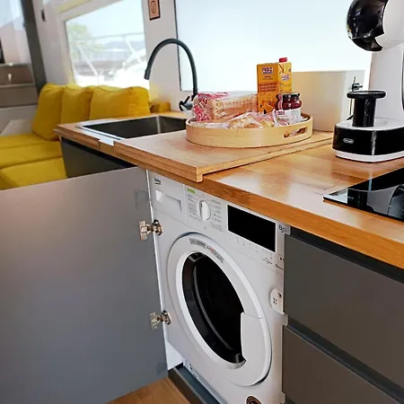 ספינת מלון Casa Flotante En El Centro De - Different Charter *